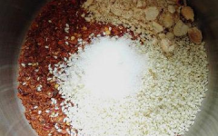 花生辣椒油的做法,花生辣椒油制作秘籍