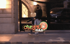 明星大瓜两天4个瓜顶流女星恋情、自曝被性侵、官宣离婚都是大瓜